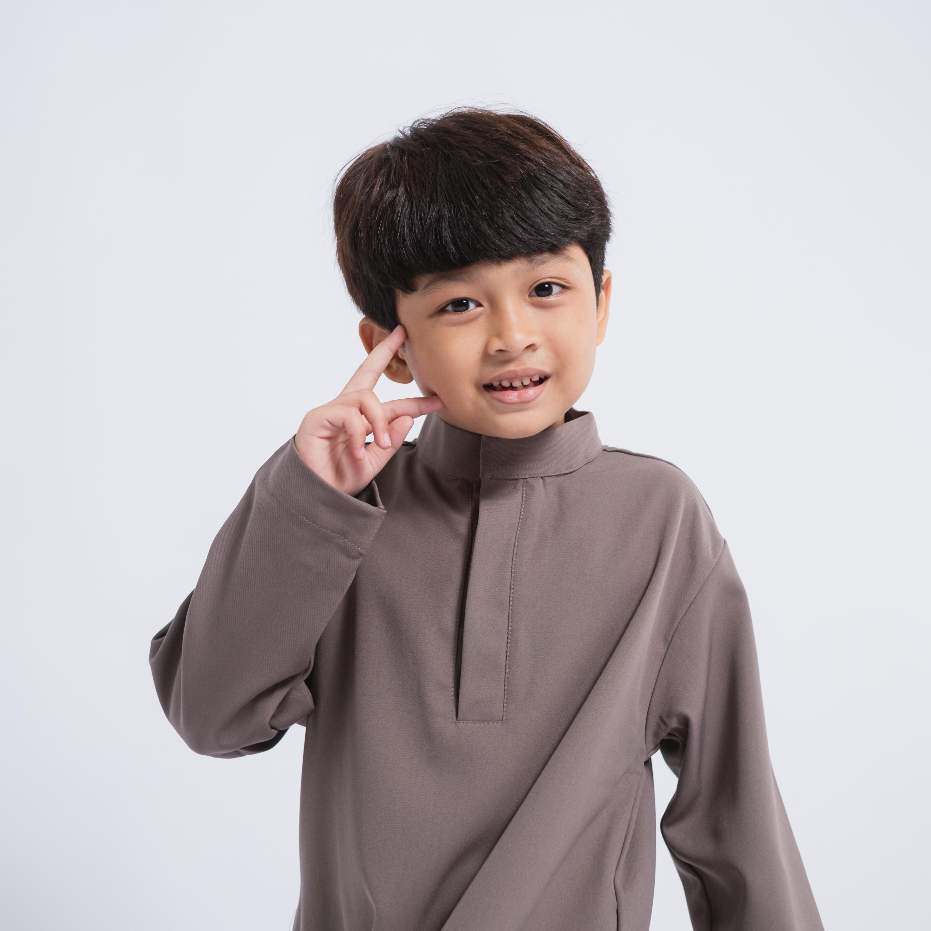 Umar Premium Abu Kids