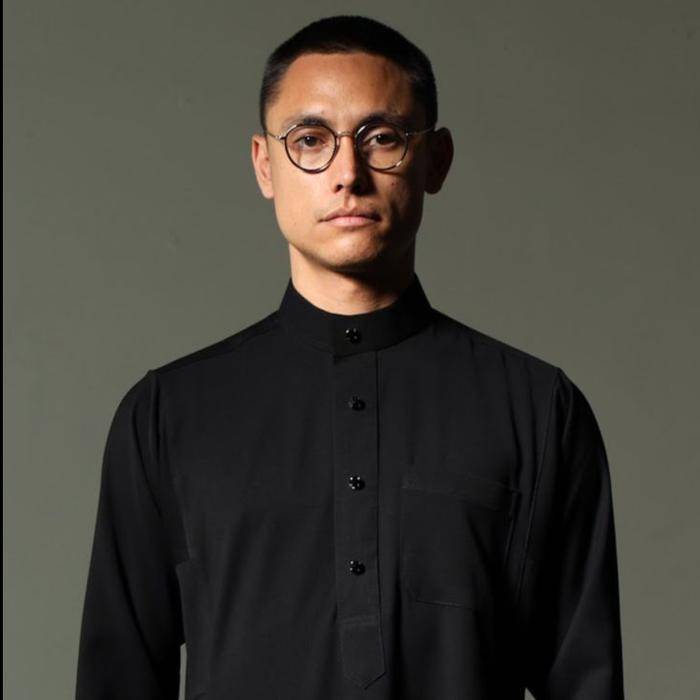 Adnan  Series  Jet  Black